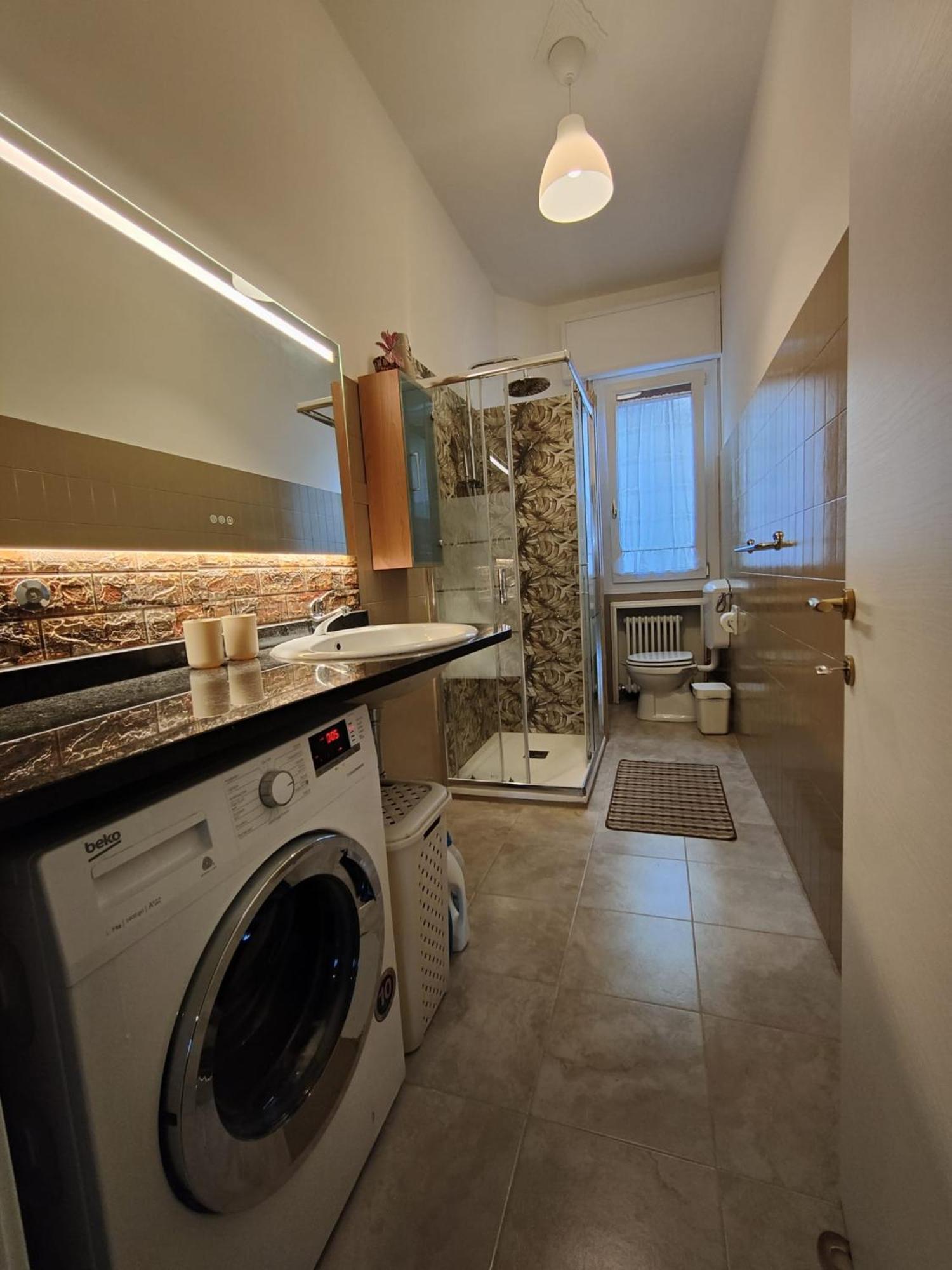 Elegante Appartamento 90 Mq Zona Corticella Fiera Болонья Экстерьер фото